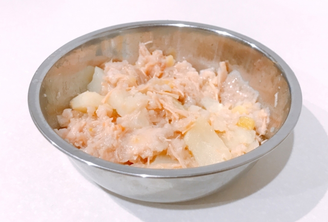 猫の食事量はどれくらい?年齢や体重に合わせた適切な計算方法を解説! 5 8cc6f4752aa5c63fc7bab714e2c25b76